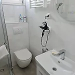 Retreat דירה
