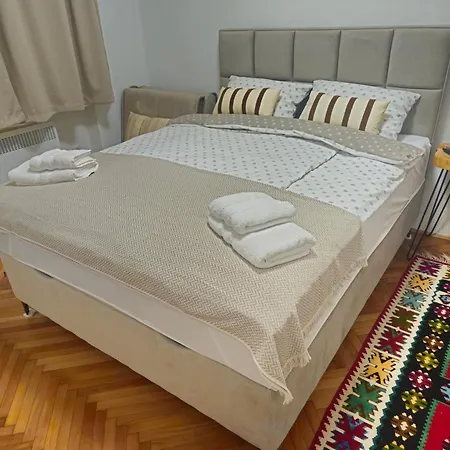 Retreat Apartman *
