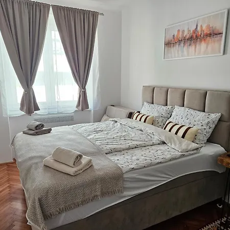 Retreat Apartman *